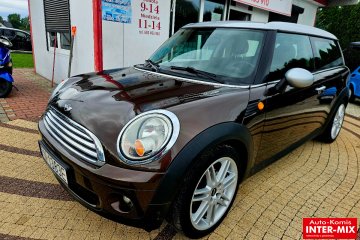 Małe miejskie auto MINI cooper Clubman